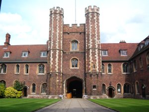Cambridge_Queens'_Gatehouse