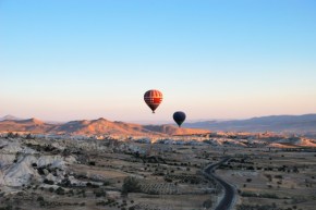 hot-air-balloons-1422702946OcW